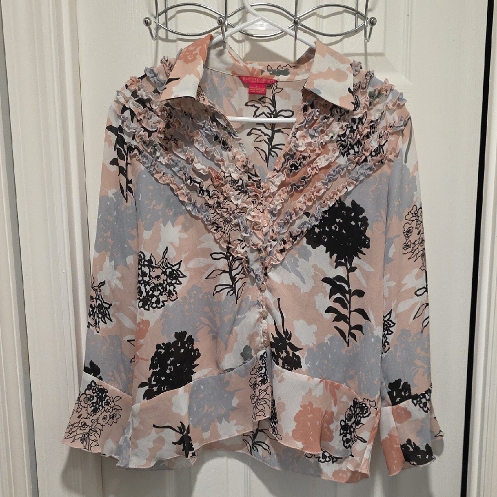 Floral Ruffle Blouse - Black, Gray, Pink - Picture 3 of 13